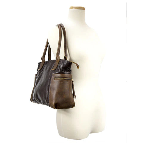 Amelia Satchel