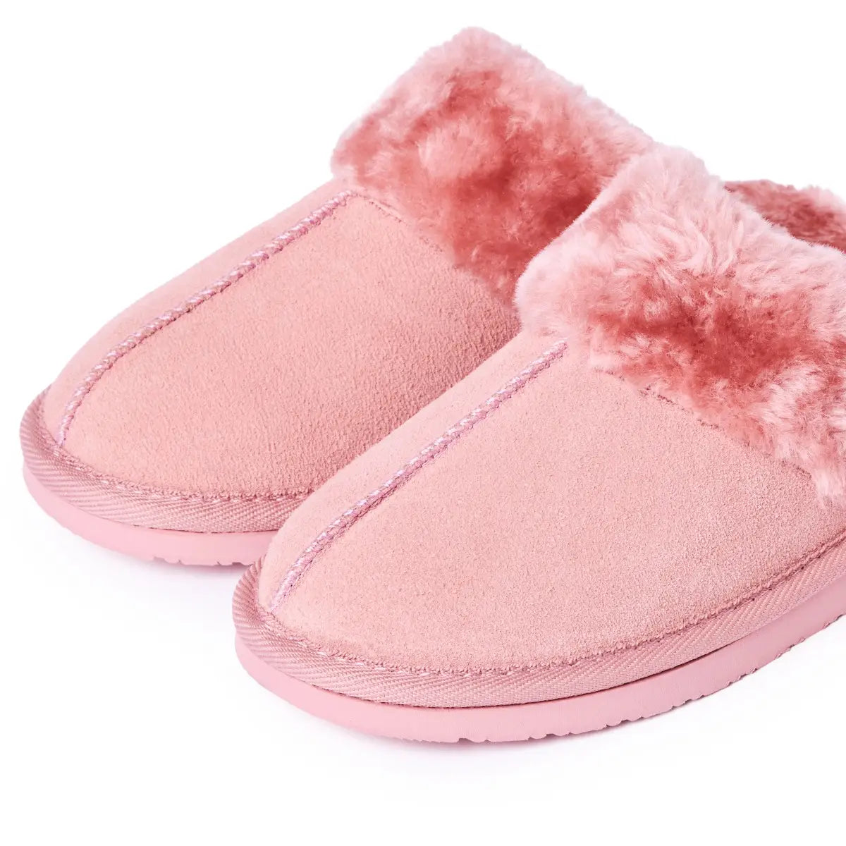 Minnetonka Chesney- Blush