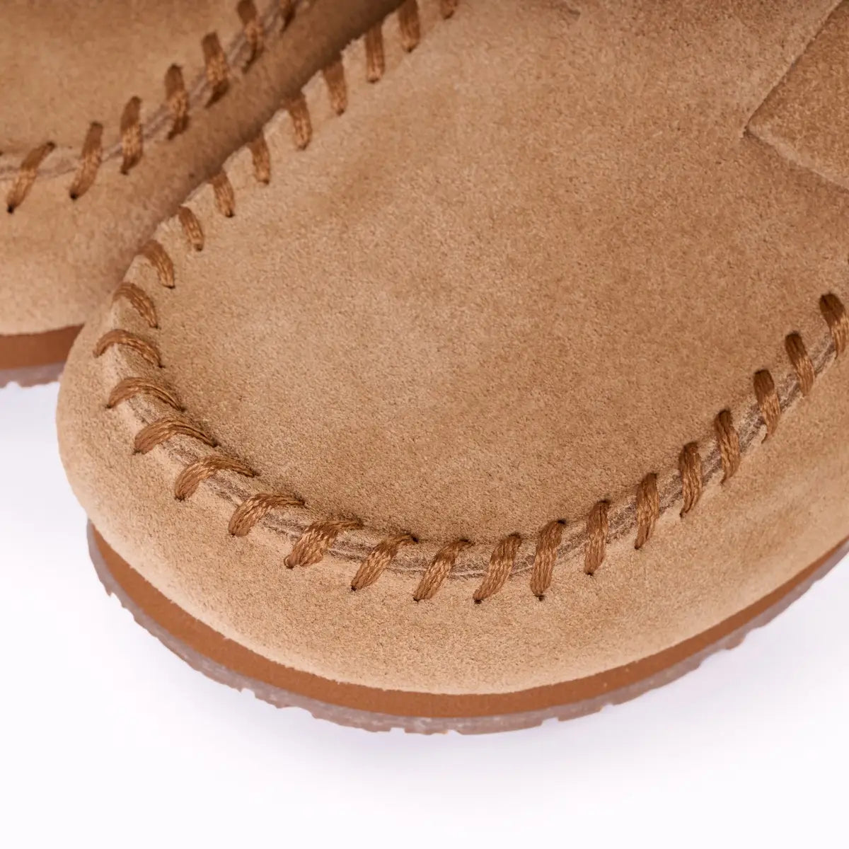 Minnetonka Buckle Clog- Cinnamon